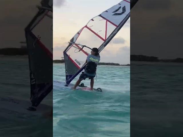 Sound on  #windsurfing #beach #kitesurfing #windsurf #windsurfer #fypシ #surfing #surf #wind