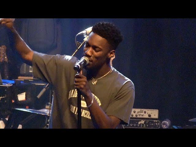 Giveon covers Miguel's "Adorn," live at The Regency Ballroom, San Francisco, Dec. 2, 2019 (4K UHD)