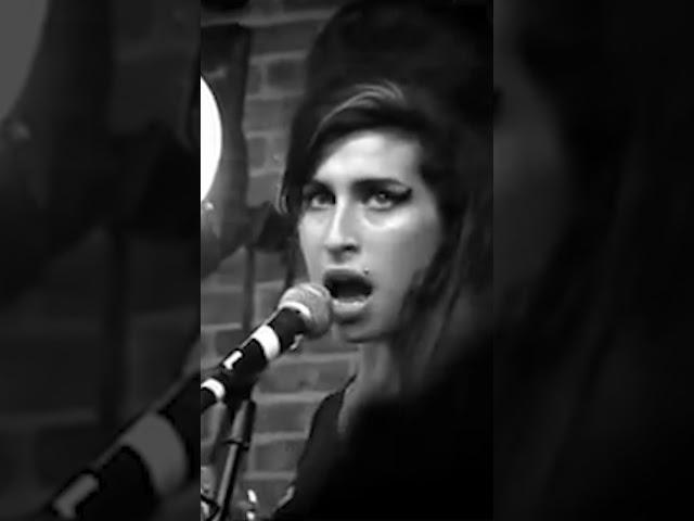 17 years since Amy performed 'Back To Black' live at SXSW. 