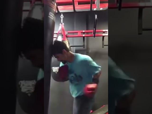 How To Work Inside Fighting On The Heavy Bag