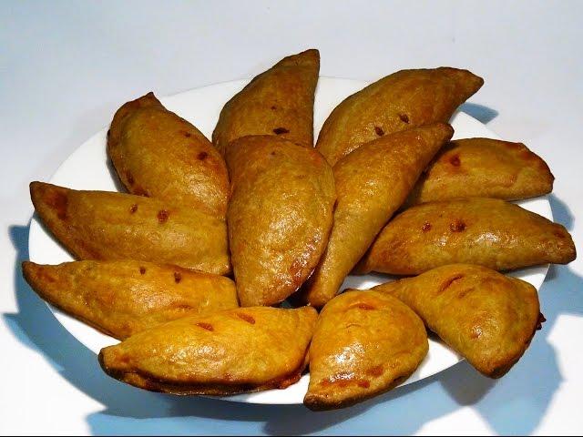 Receta Empanadillas de masa casera, rellenas de tomate, atún y huevo - Recetas. Loli Domínguez.