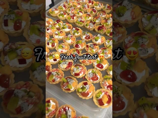 Fresh fruit tart || tart || #freshfruittart #tart #bakery #pastry #viralsweet #chef #chefwork #food