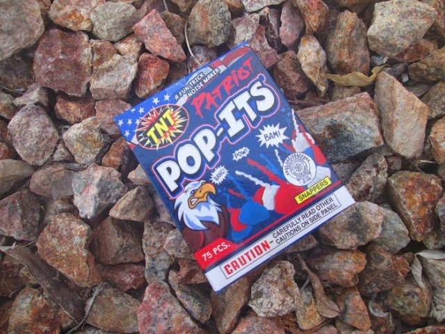 TNT Fireworks - Patriot Pop-Its snappers (new for '24)