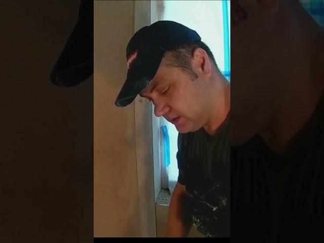 Быстрый и ровный монтаж правила на откос для выравнивания