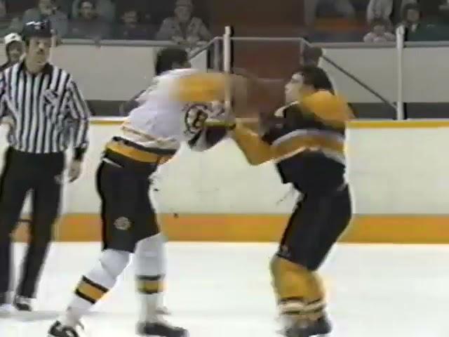 Scott Daniels vs Kevin Cheveldayoff WHL Nov 15/87