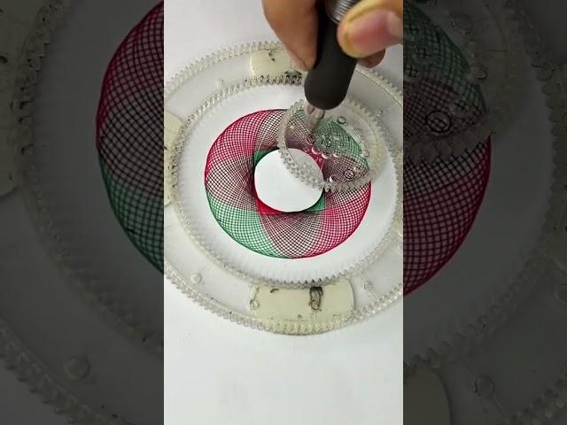 Spirograph Magic in 30 Seconds!  #Relax #art #asmr #spirograph #shorts #2025 #usa #subscribe