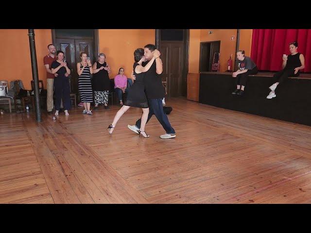 Argentine tango workshop - social dance: Agustina Piaggio & Carlos Espinoza - El Cencerro