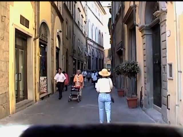 Walking around Lucca, Italy. 9/10/01.