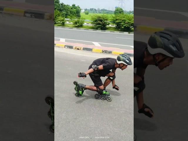 Skating Vs cycle win sketing #shortvideo #skating #vairalshort #cycling #suriyasketing