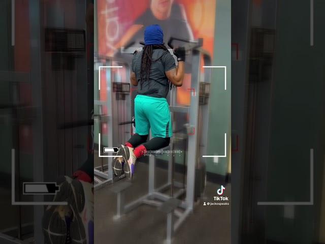 #instagram Silverback_fitness409 #gymmotivation #god #family #fitness #neverstopbuilding #keepgoing