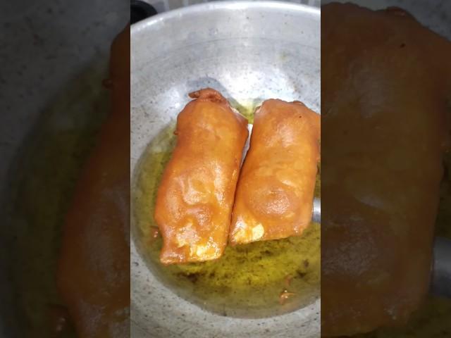 Secret ingredient  for perfect bajji#shorts #food #eveningsnacks#rainyday #bajjirecipes#shortvideo