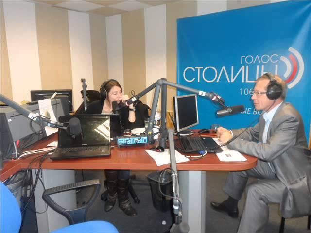 Радио "Голос Столицы". Россия и ЕС соблазняют Украину обещаниями.