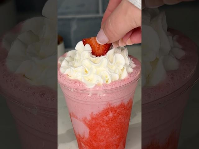 viral strawberry milkshake recipe  #shorts #easydessert #easyrecipe #asmrfood #viralrecipe