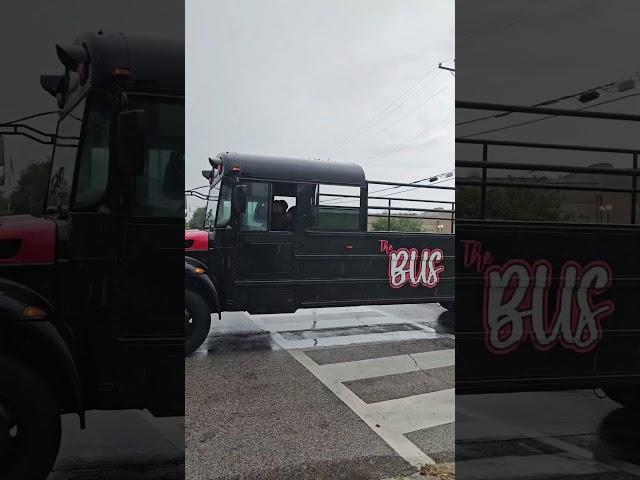 GET ON THE BUS IN #MEMPHIS MANE