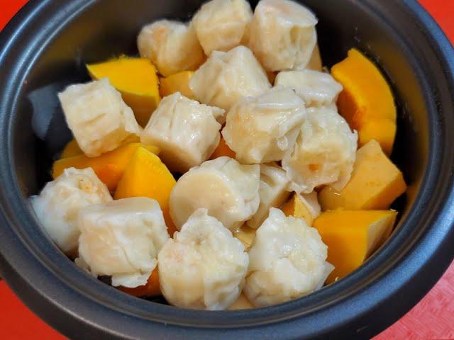 Fast Rice Cooker Meal: Shrimp Shumai Dumplings & Butternut Squash