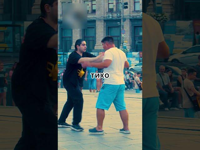 Enzo:Мы с подругой решили проверить реакцию людей! Чуть не отхватили.Социальный эксперимент!#shorts
