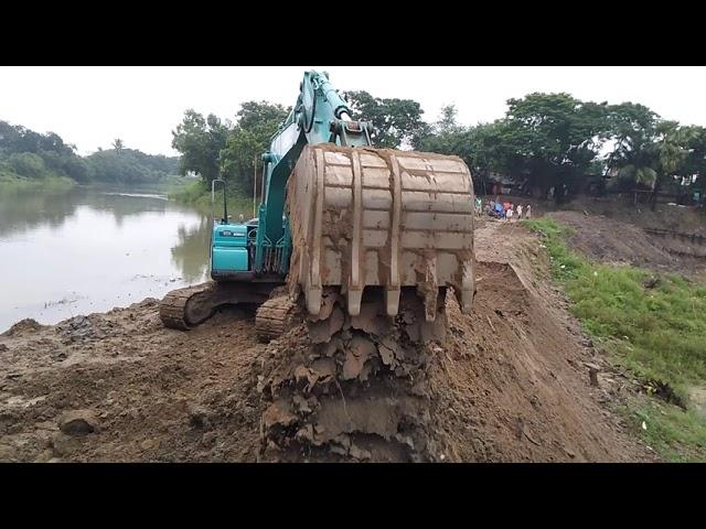 kobelco 140hd working ।। extreme mud ।। excavator stuck on mud ।। excavator specialist