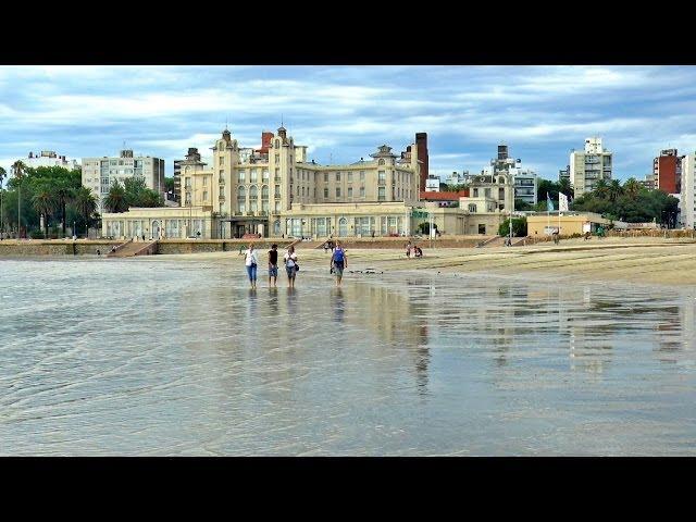 Montevideo Uruguay, turismo por la ciudad / capital.  City tour. Calles y playas guía