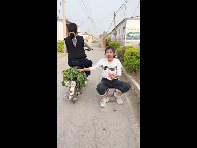 #Rural Funny Sister Xun#  Short rural drama