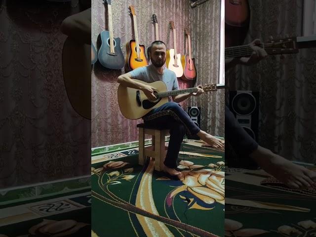 Бой Тройка #shorts #омузишигитара #дунеигитара #дарсигитара #guitar