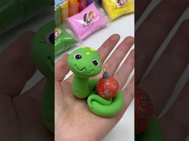 Лепим Символ 2025 года - Змея #творчество #diy #clay #чтослепить #воздушныйпластилин #лепка