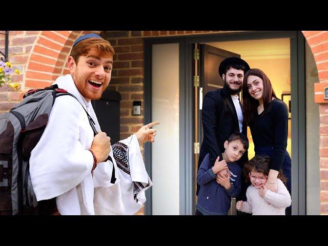 I Moved In With a Jewish Family (Hanukkah)