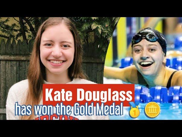 Kate Douglass won gold in the Women’s 4x100 medley relay at 2022 Short Course World Championships