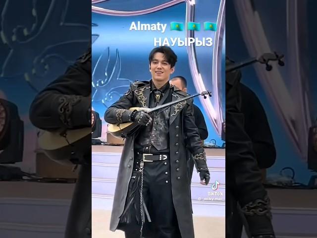 ️DIMASH  03.21  PLAYING DOMBRA 🪕 NAURYZ
