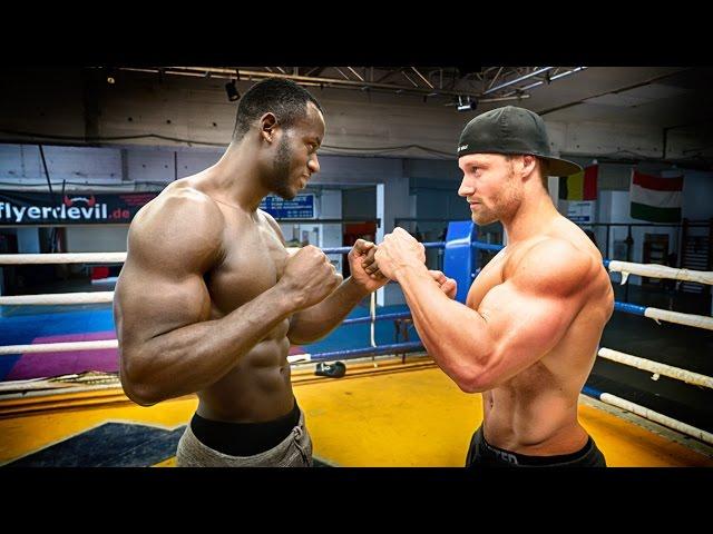 Calisthenics VS Men's Physique Athlete - STRENGTH WARS 2k16 #2