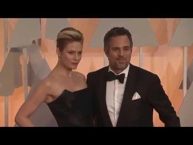 Mark Ruffalo on the 2015 Academy Awards Red Carpet @MarkRuffalo