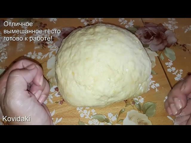Homemade dough and modeling of ravioli at the pelmennica