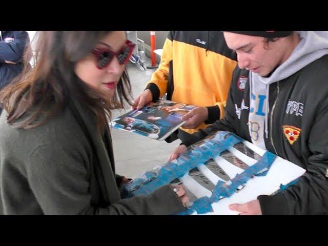 Jennifer Tilly Of 'Bride Of Chucky' Signs Knives For A 'Creative' Fan At LAX