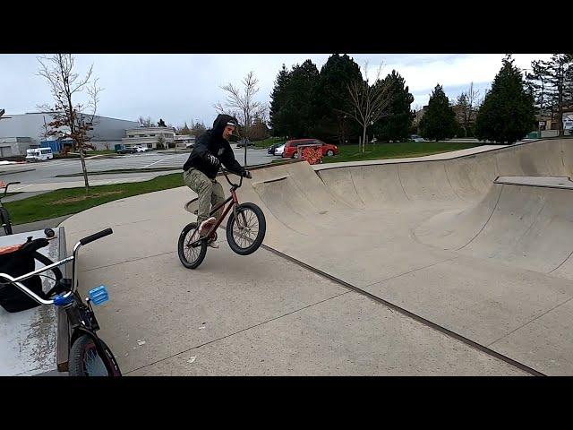 BMX - Riding some of the best skateparks in the Lower Mainland (Ladner, Air Rec, Railside, Mouat)