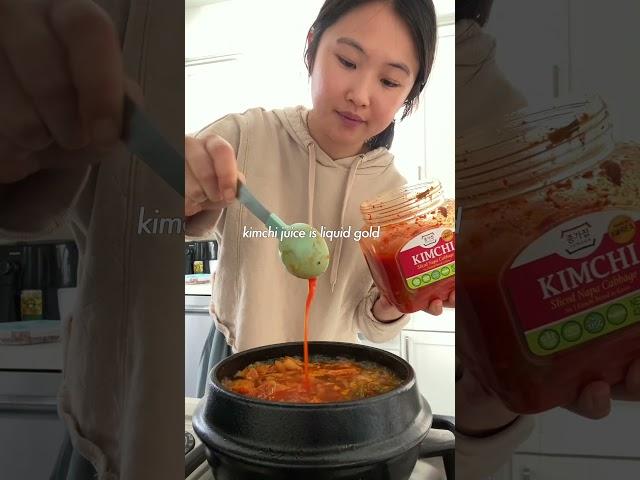 easy tuna kimchi jjigae (stew) recipe