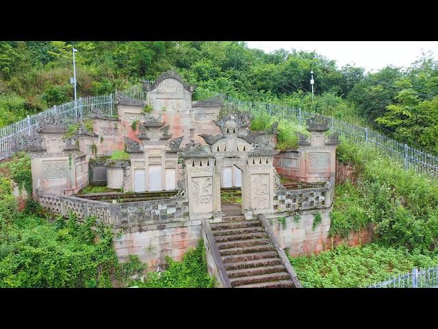 Two luxurious ancient tombs in the deep mountains of Guizhou, but the story is very tragic