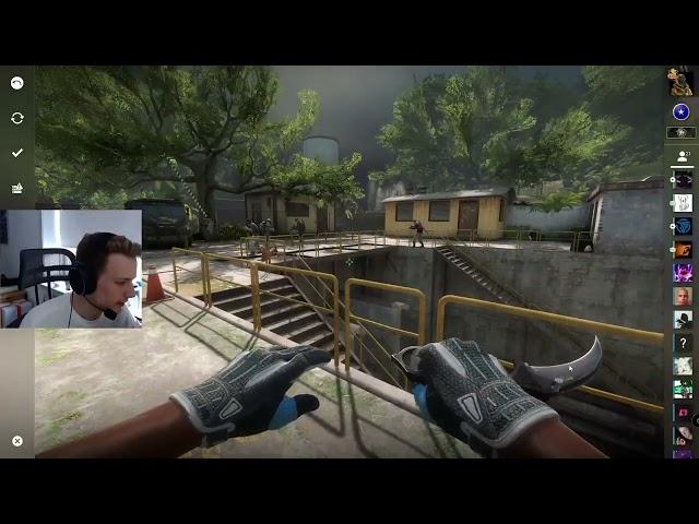 the CSGO karambit vanilla sucks because of this