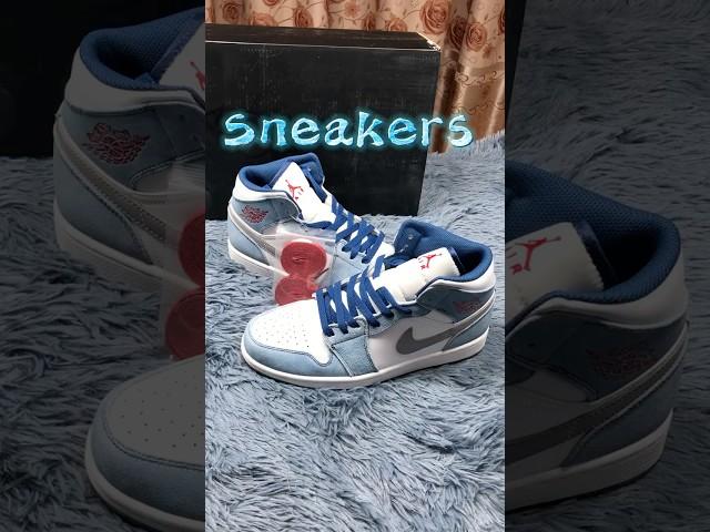 Guess the sneakers #sneakers #athleticshoes #nikeshoes #shoes #basketballshoes #nike #sneakernews