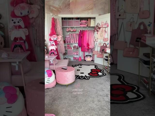 Closet Organization #pink #girly #organization