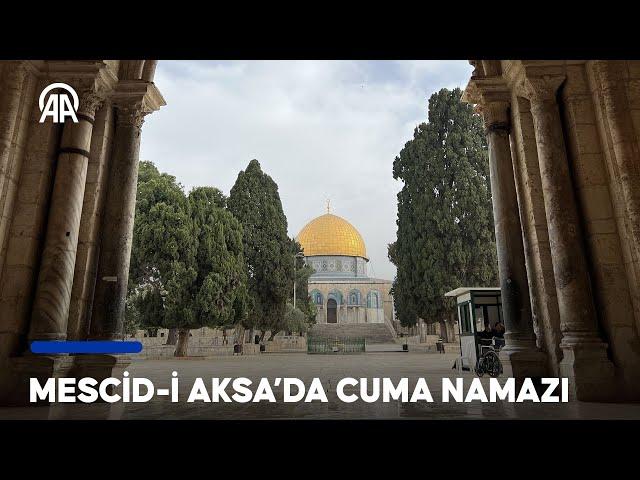 Mescid-i Aksa'da cuma namazı