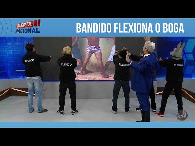 Sikera Jr: Bandido flexiona o boga durante abordagem policial