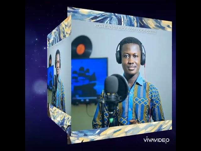 woooww enjoy this amazing song from Ps.maxwell@ our father..Yɛn Agya.