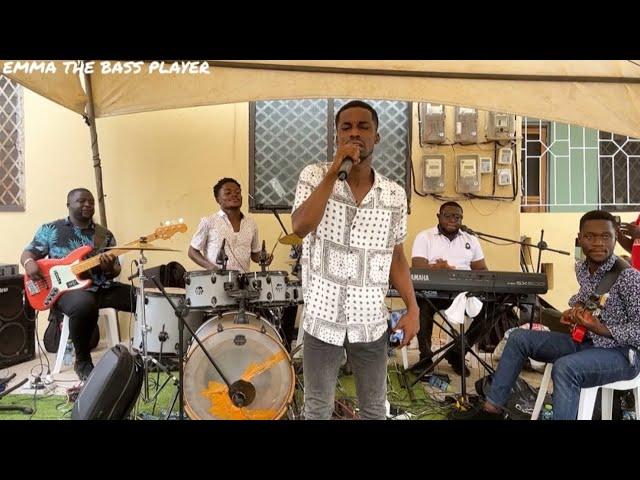 Awesome Gospel Live Jam Session|Emma on bass|Great sounds,wait till the end.sweet bass vibes 