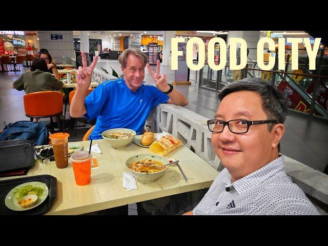 Is My Camera Fixed? And Lunch with WanderEats at Food City!