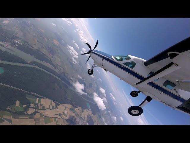 USEGUMPE - Wingsuit flying with plane - Cessna Caravan #AWF #squirrel #freak 2