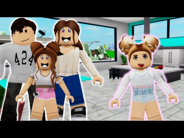 I GOT ADOPTED BY MY BEST FRIENDS PARENTS!! **BROOKHAVEN ROLEPLAY** | JKREW GAMING