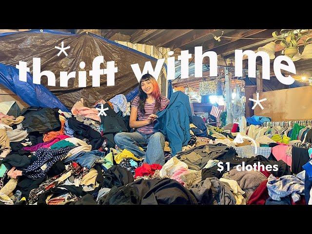 THRIFT WITH ME and shop a *HUGE* $1 clothes mountain!!!