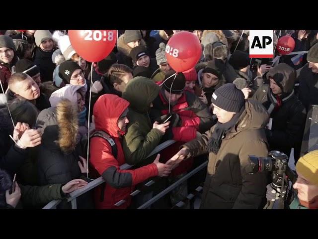 Russia opposition leader gathers supporters in Siberia