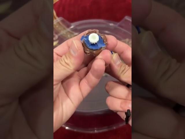 Unboxing Tiny beyblade micros