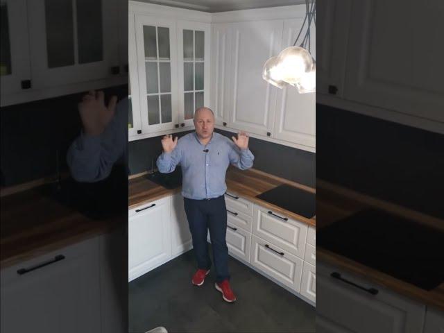 Кухни на заказ. Кухня с ручками или без