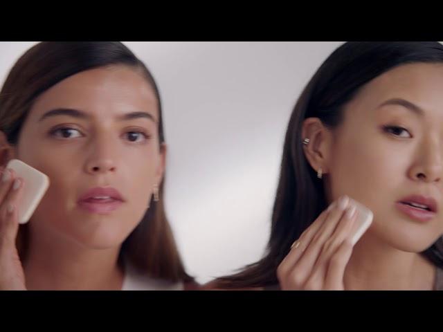 ELIZABETH ARDEN - Flawless Finish Sponge-On Cream Makeup Feat. Calu Rivero & Jen Chae